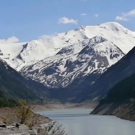 Haus Plankensteiner בית הארחה 3*