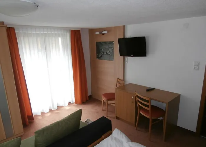 Haus Plankensteiner Πανσιόν 3*